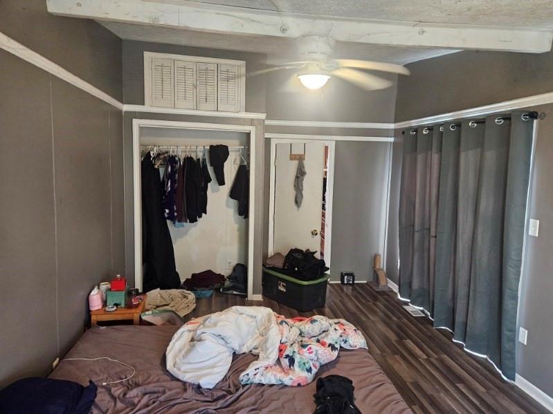 105 Memphis Lane Hartwell, GA 30643 - Photo 15 of 20 a bed room with a bed and a couch