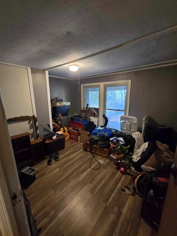 105 Memphis Lane Hartwell, GA 30643 - Photo 18 of 20 a living room with furniture a couch and a window