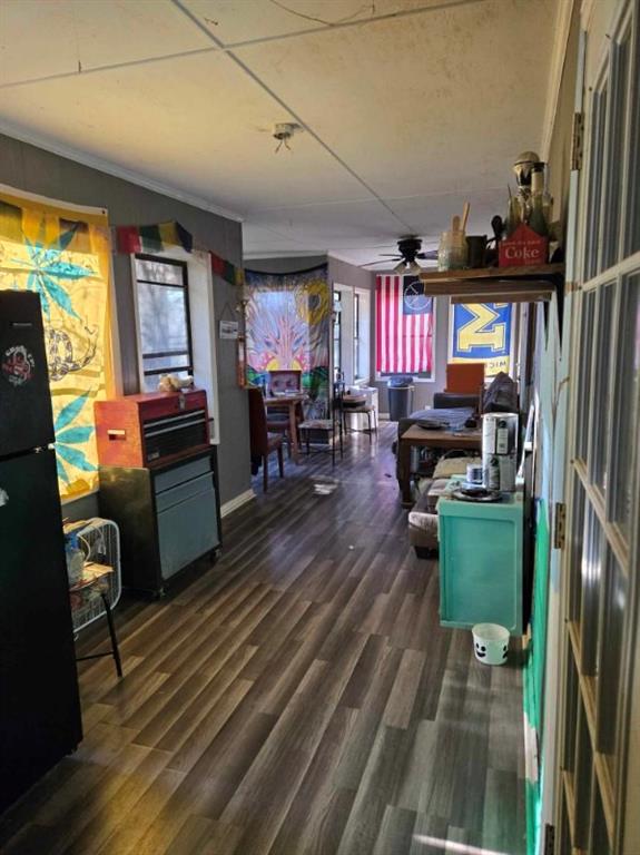 105 Memphis Lane Hartwell, GA 30643 - Photo 5 of 20 a living room with furniture and a flat screen tv