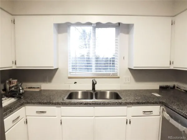 $2,600 | 6 Circle Drive, Castle Rock, CO 80104