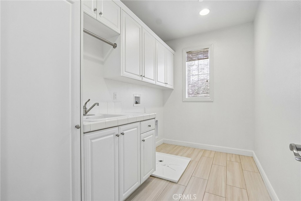11978 North Ricasoli Way Porter Ranch, CA 91326 - Photo 24 of 58 Gallery Image 24