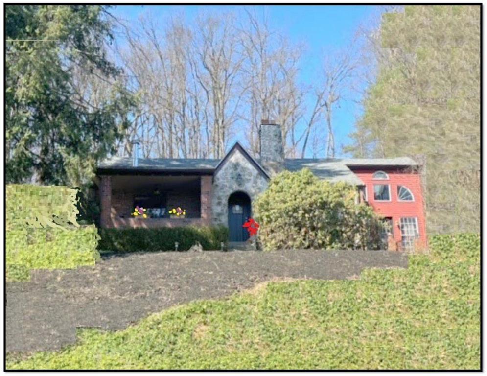 5515 Richland Road Gibsonia, PA 15044 - Photo 1 of 46 It’s a Happy 95th Birthday to 5515 Richland Rd; this charming 4 Bedroom, 3 Bath, Cape Cod is on 2.25 Acres in Pine/Richland Schools. This home is spacious but still cozy at 2,887 square feet of living space on three levels.