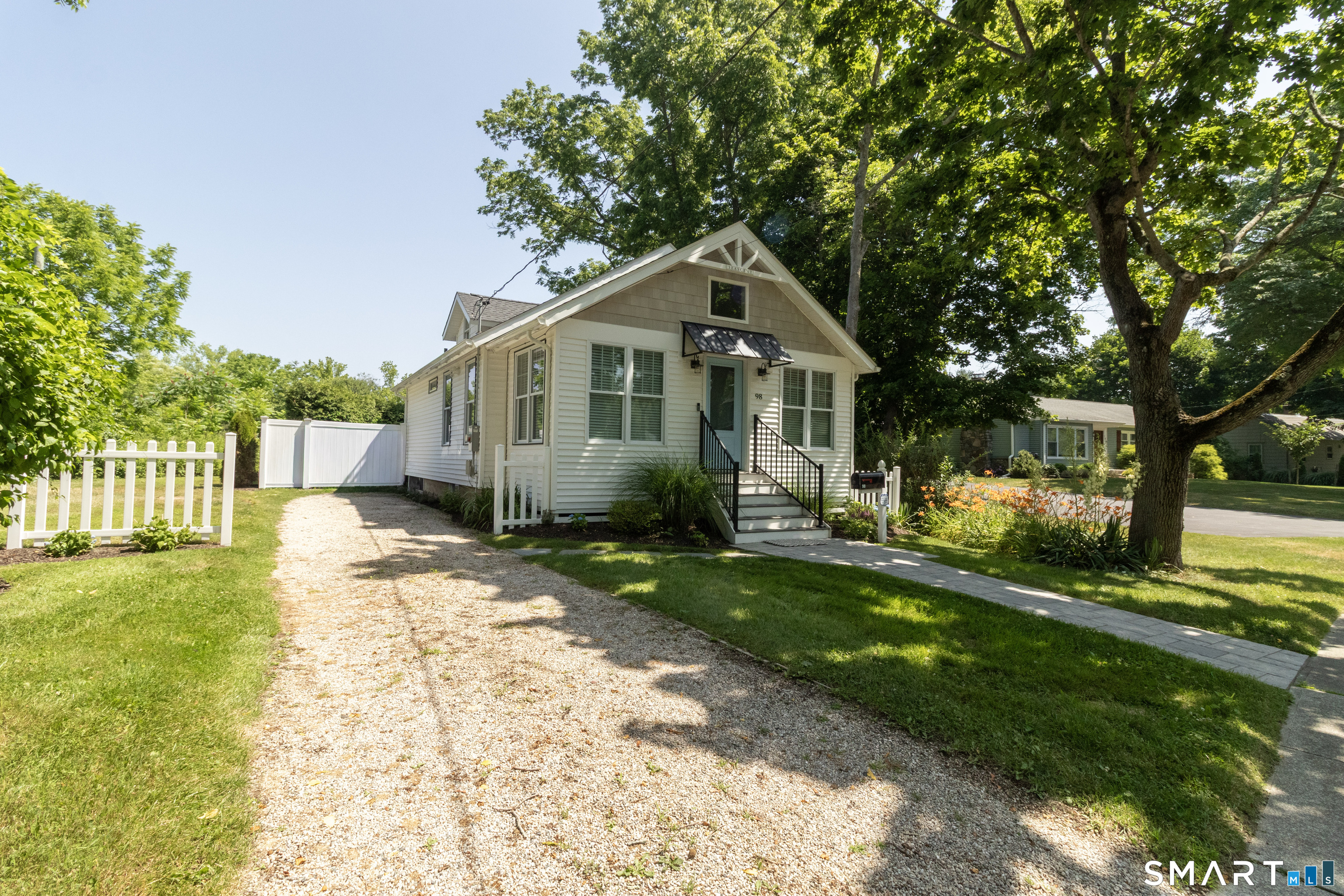 98 Union Street Guilford, CT 06437 - Photo 34 of 35