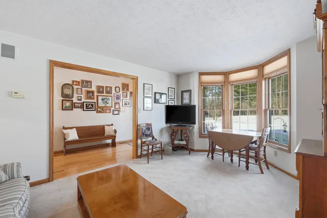 $924,000 | 12172 County Road 44, Millersburg, IN 46543