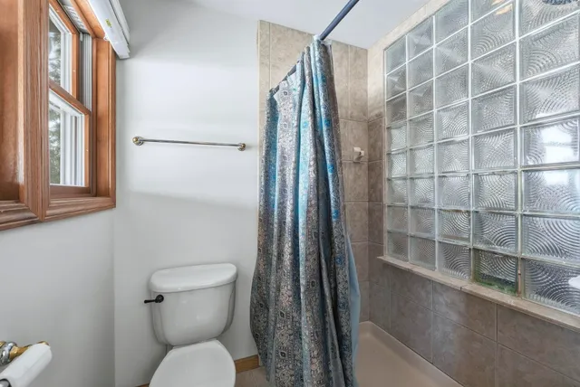 $924,000 | 12172 County Road 44, Millersburg, IN 46543