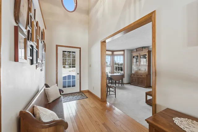 $924,000 | 12172 County Road 44, Millersburg, IN 46543