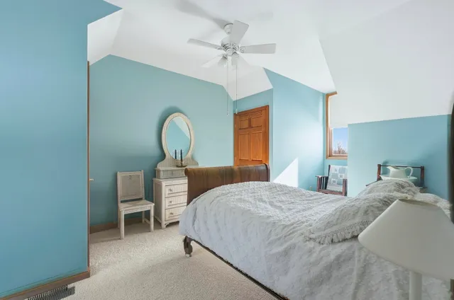 $924,000 | 12172 County Road 44, Millersburg, IN 46543