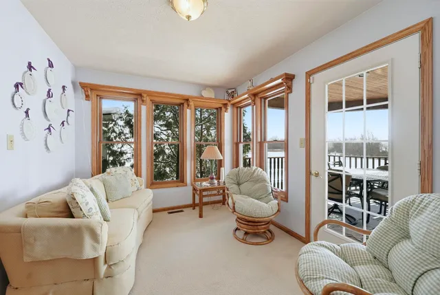 $924,000 | 12172 County Road 44, Millersburg, IN 46543