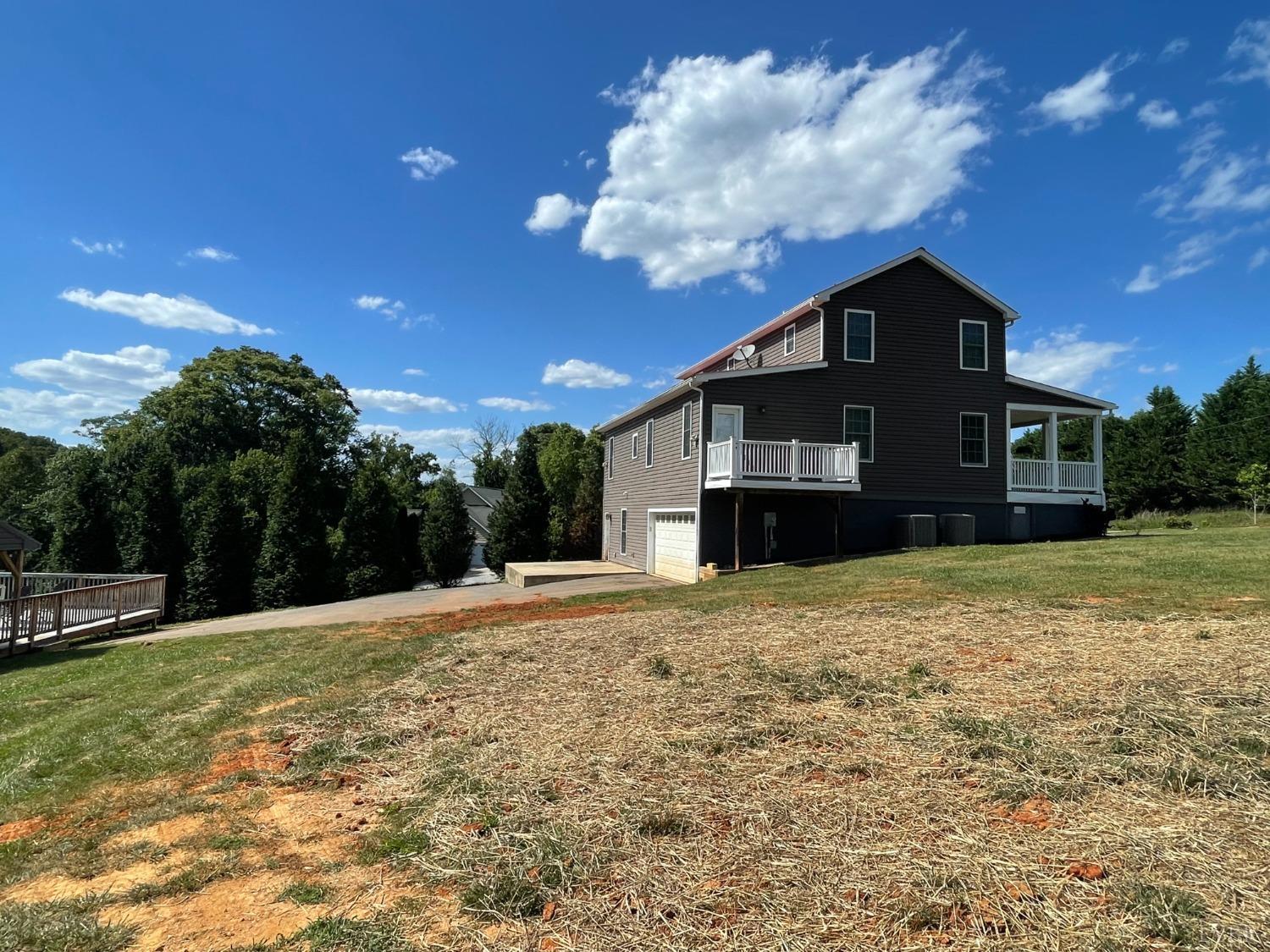 2541 Five Forks Road Bedford, VA 24523 - Photo 16 of 74 Gallery Image 16