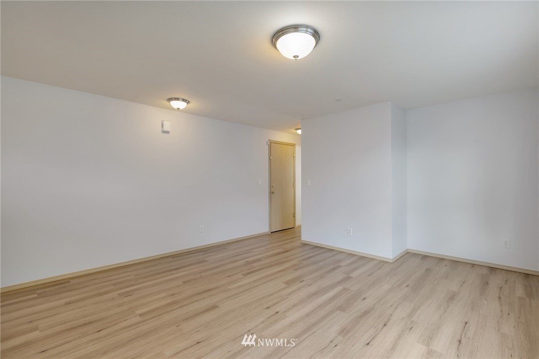 611 South 53rd Place Renton, WA 98055 - Photo 3 of 31 Gallery Image 3