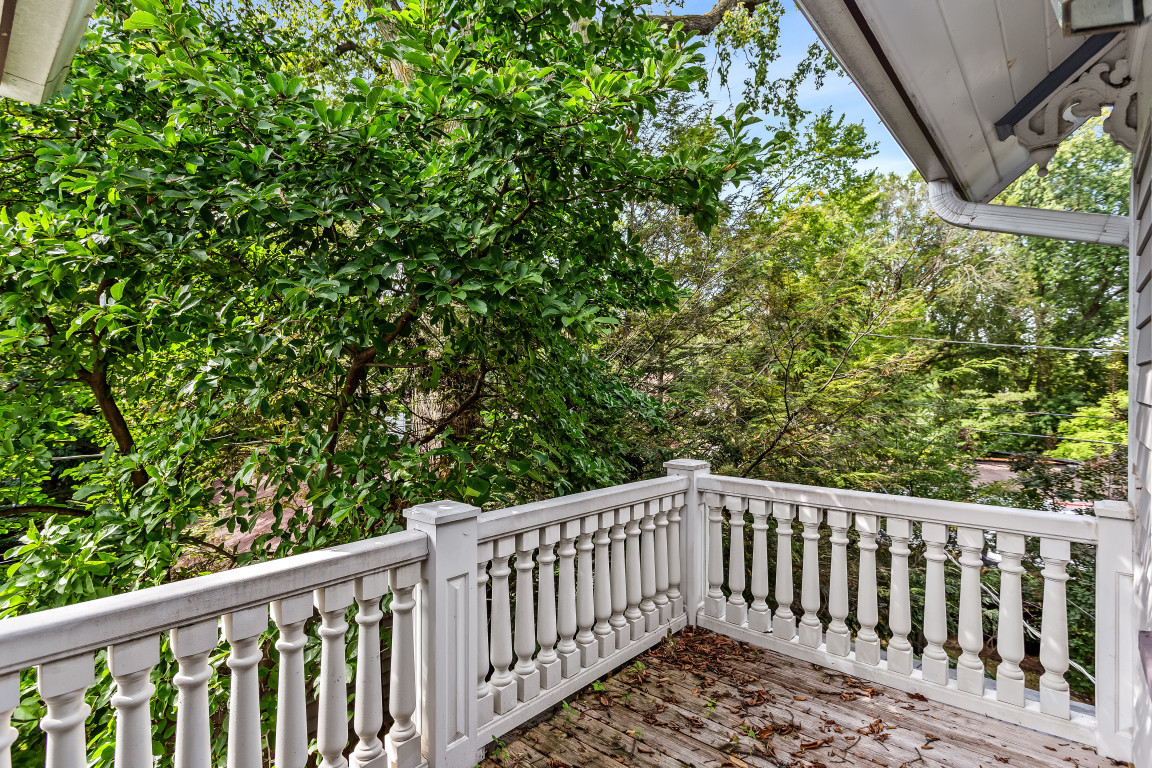 2236 Ridge Avenue Evanston, IL 60201 - Photo 46 of 68 Gallery Image 46