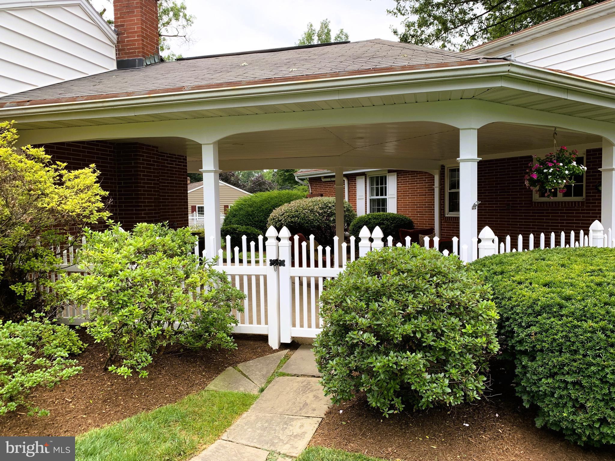 301 South Locust Street Lititz, PA 17543 - Photo 12 of 110