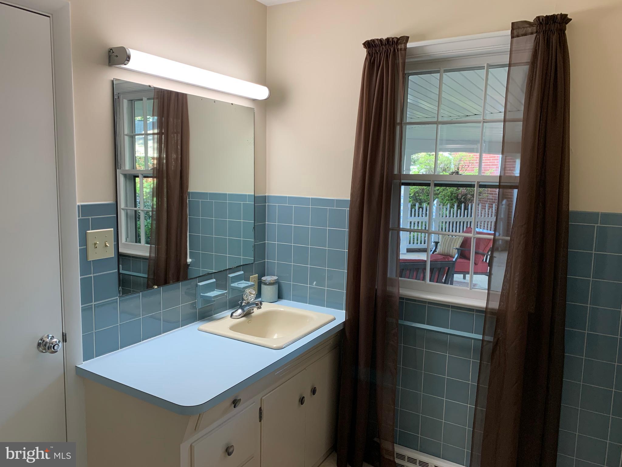 301 South Locust Street Lititz, PA 17543 - Photo 50 of 110
