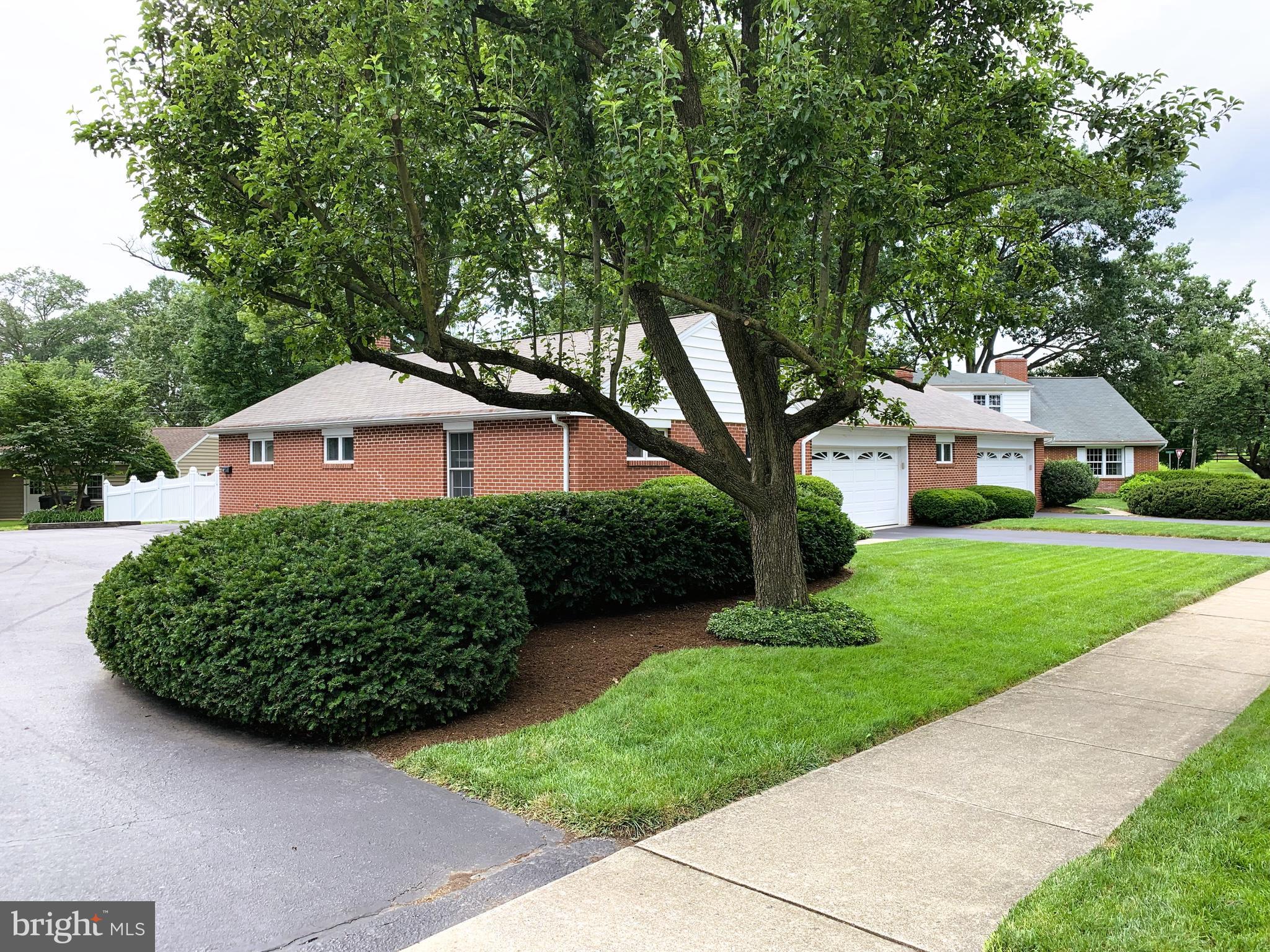 301 South Locust Street Lititz, PA 17543 - Photo 88 of 110
