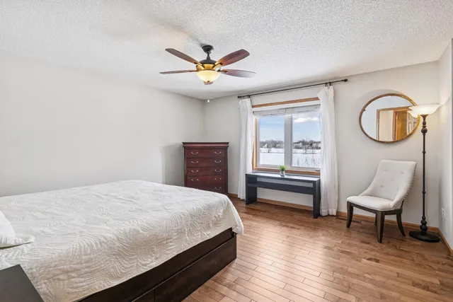 $629,900 | 9487 208th Street West, Lakeville, MN 55044