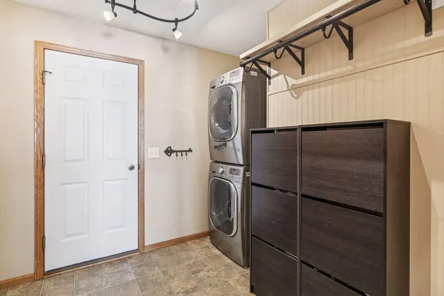 $629,900 | 9487 208th Street West, Lakeville, MN 55044