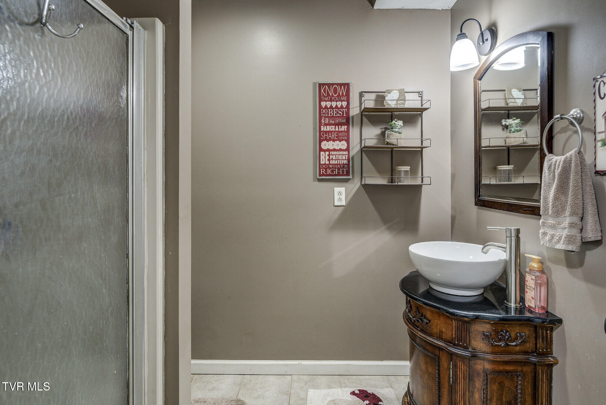 135 Earl Williams Road Elizabethton, TN 37643 - Photo 42 of 66 Earl-24