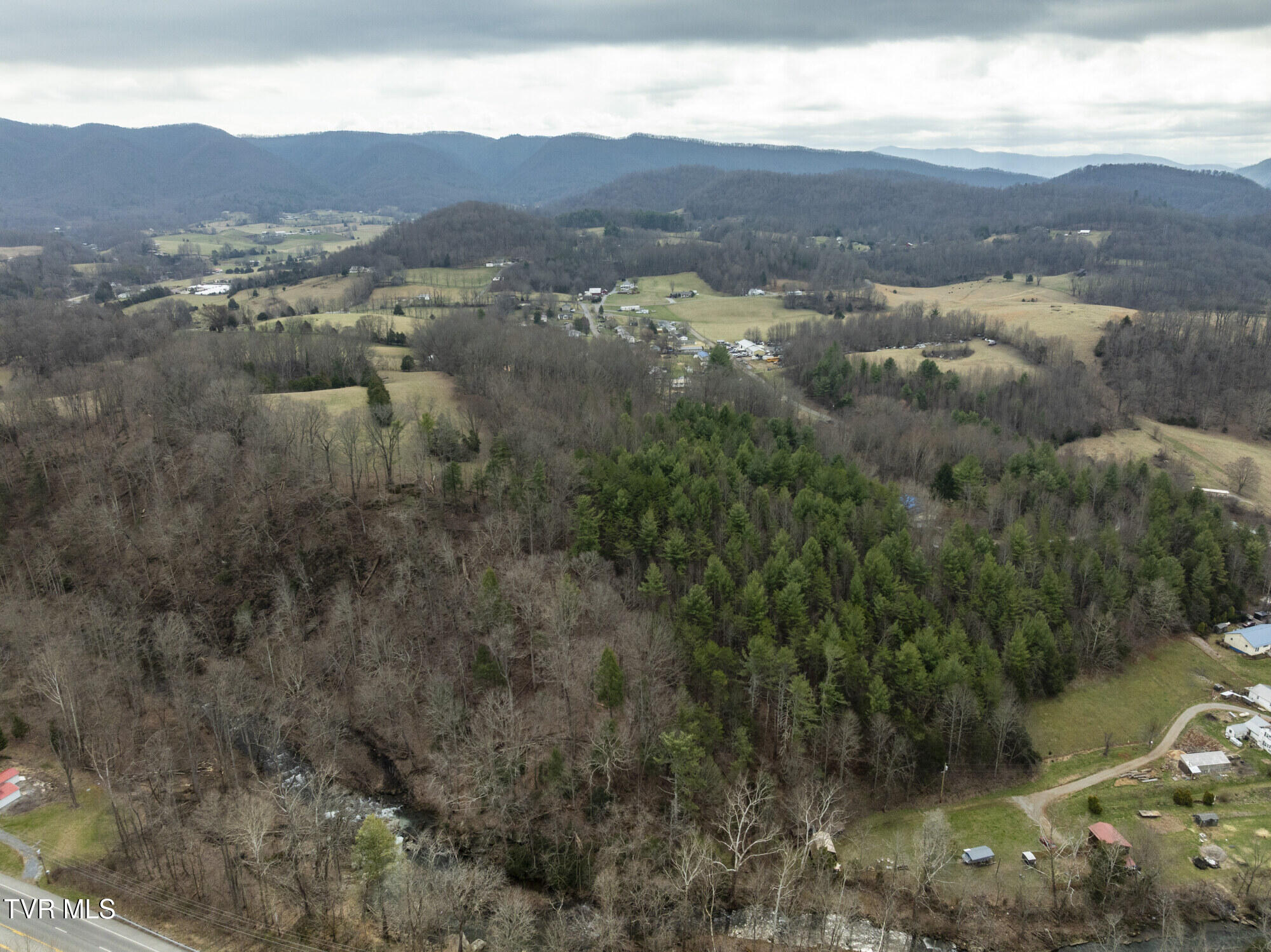 135 Earl Williams Road Elizabethton, TN 37643 - Photo 59 of 66 Earl-Aerials-12