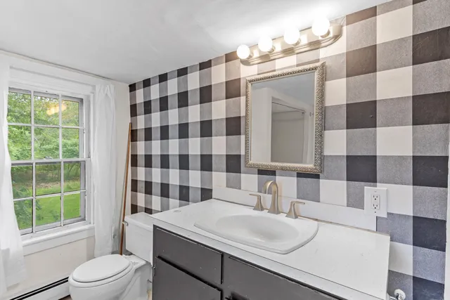 $525,000 | 53 Saw Mill Hill, Berwick, ME 03901