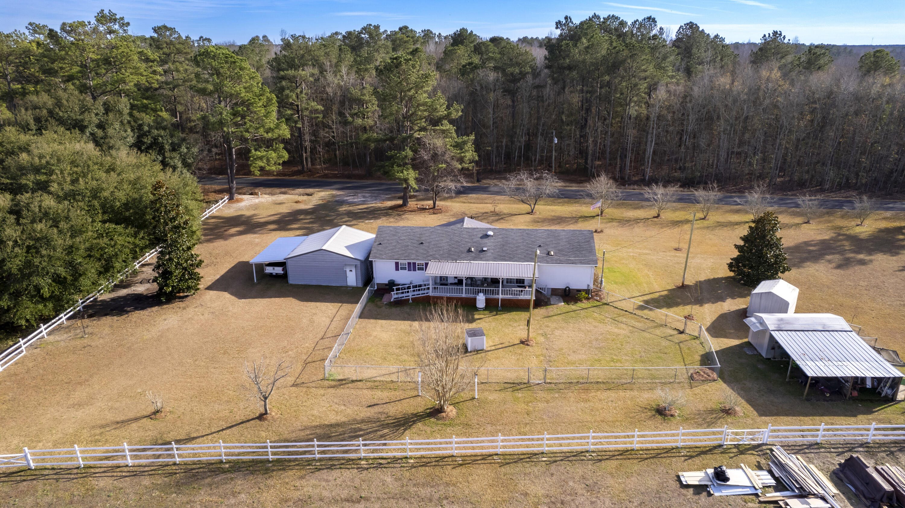 2983 State Rd S-14-810 Manning, SC 29102 - Photo 19 of 54 FENCED AREA FOR PETS