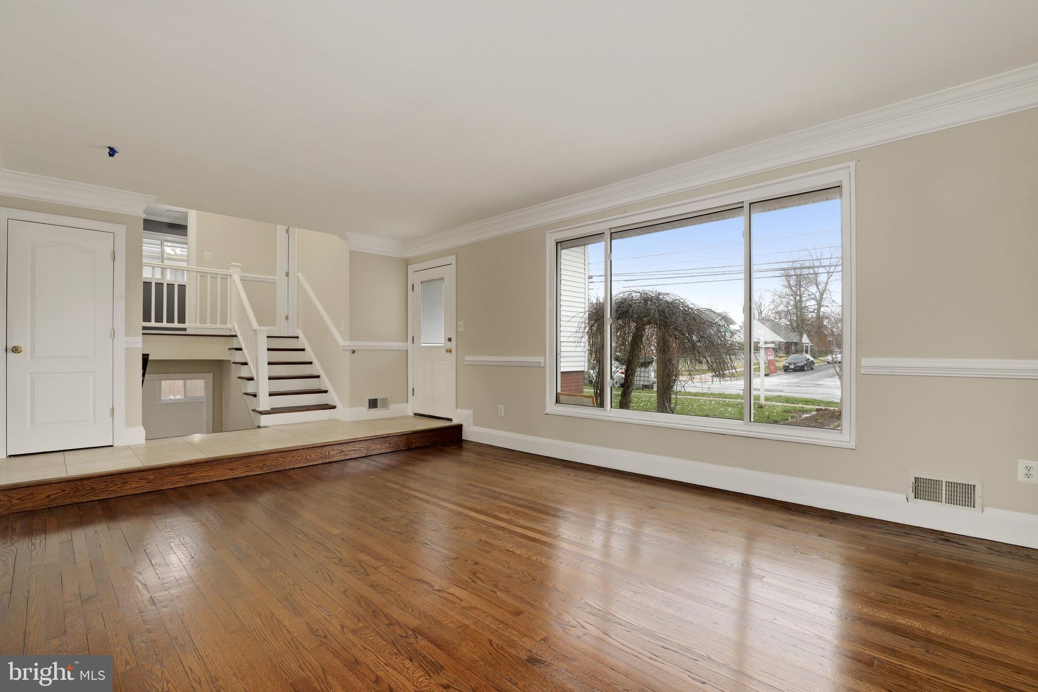 1419 Dilston Road Silver Spring, MD 20903 - Photo 3 of 33 Gallery Image 3