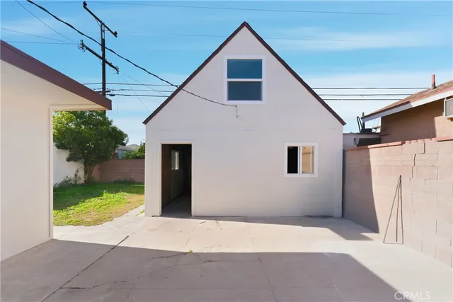 $735,000 | 10025 San Anselmo Avenue, South Gate, CA 90280