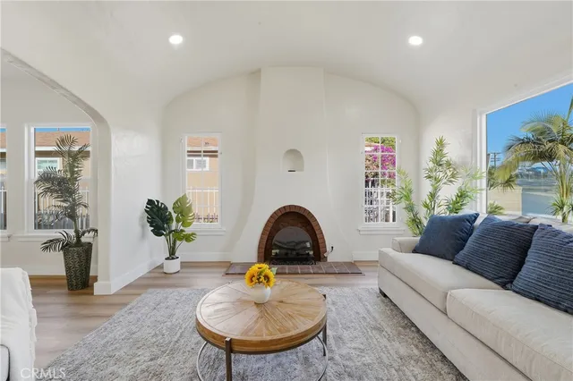 $735,000 | 10025 San Anselmo Avenue, South Gate, CA 90280