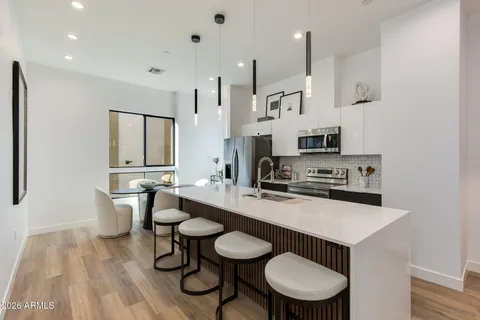 $648,000 | 4220 North 32nd Street, Unit 3, Phoenix, AZ 85016