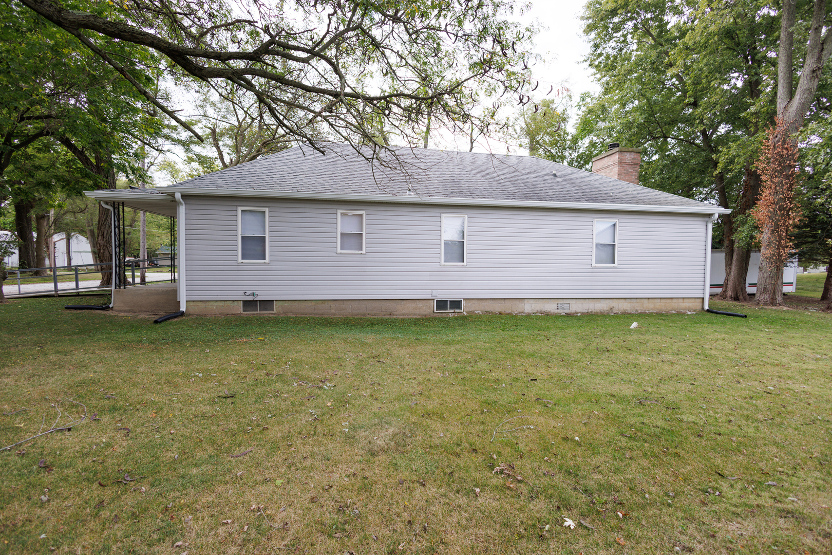 907 North Virginia Street Watseka, IL 60970 - Photo 7 of 32