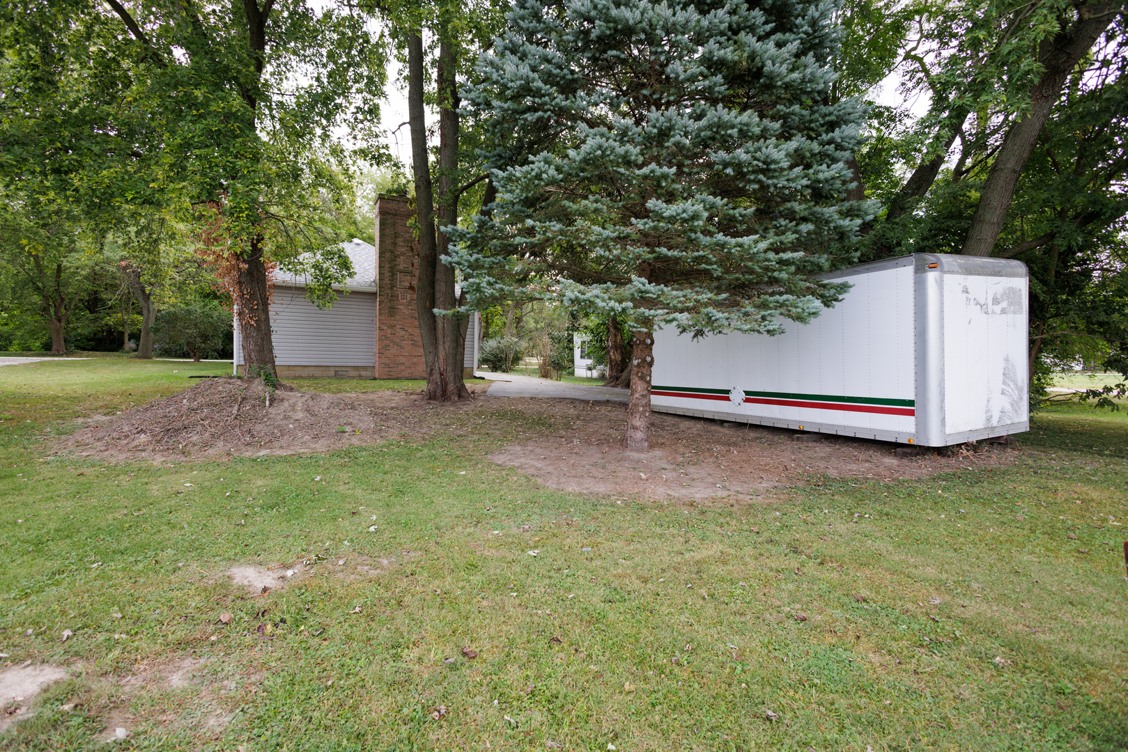 907 North Virginia Street Watseka, IL 60970 - Photo 10 of 32