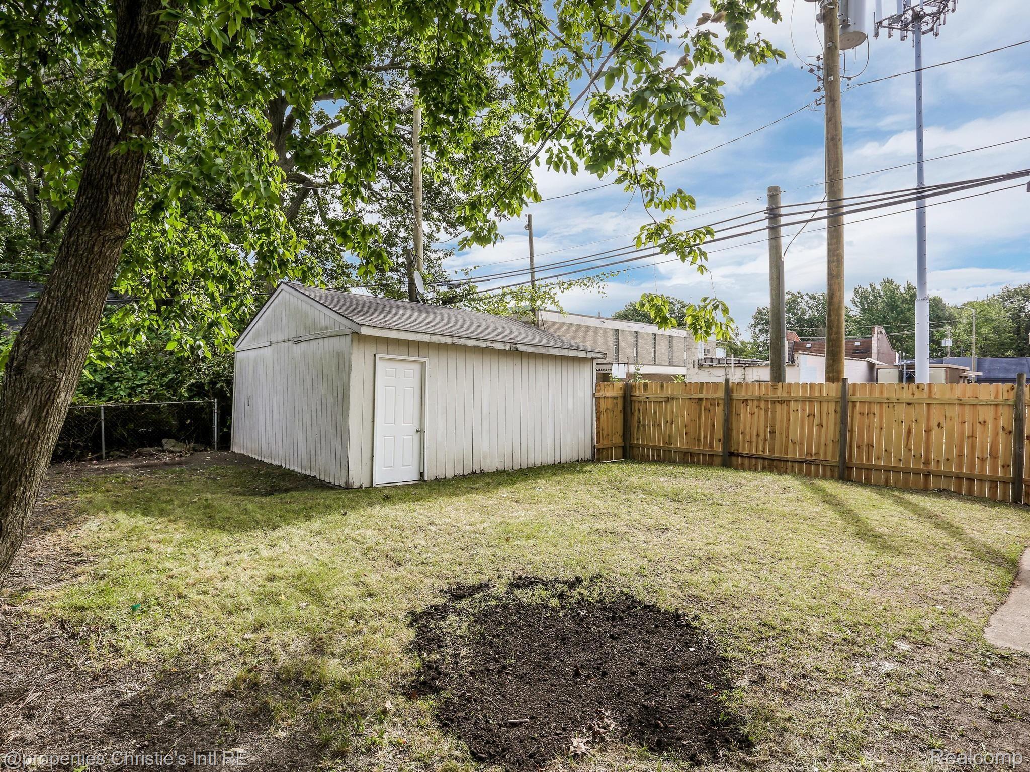 5026 Yorkshire Rd Detroit MI-005-022-5026 Yorkshire Road-MLS_Size.jpg