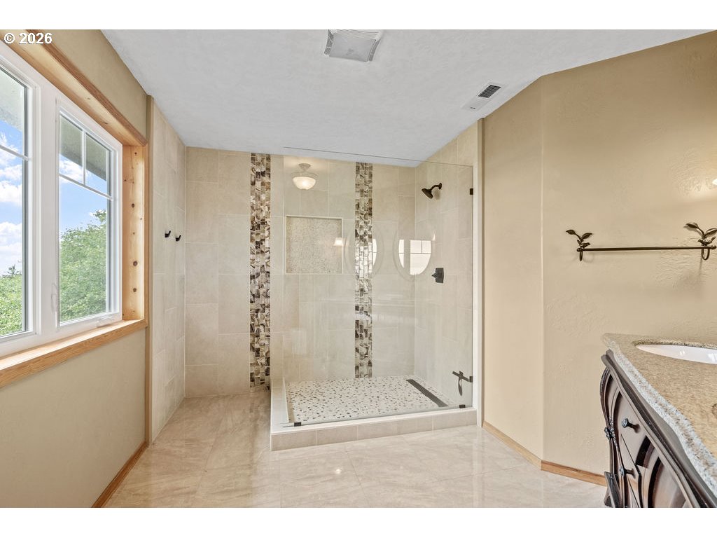37025 Brooten Road Pacific City, OR 97135 - Photo 22 of 47 Bathroom, Attached