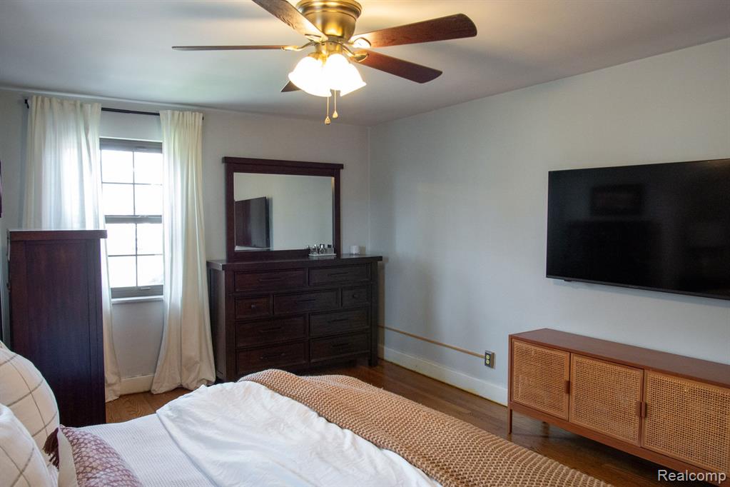 725 Lincoln Road Grosse Pointe, MI 48230 - Photo 35 of 68 Gallery Image 35