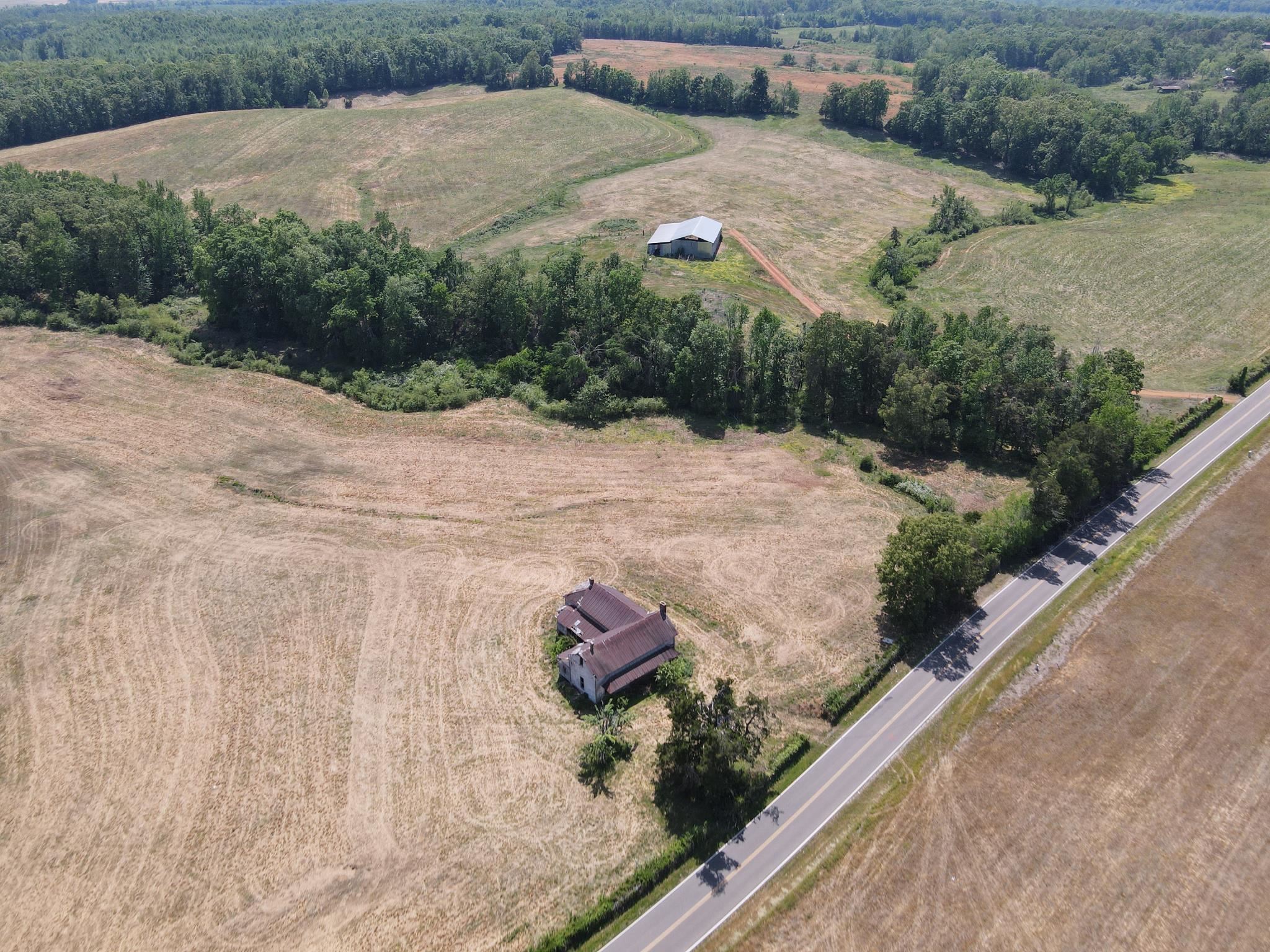 3 Saltillo Road Morris Chapel, TN 38361 - Photo 2 of 40 a view of a backyard of a house