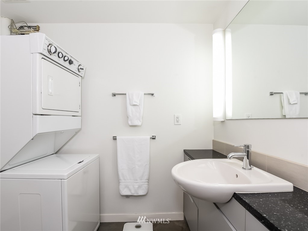501 Roy Street, Unit F229 Seattle, WA 98109 - Photo 15 of 25