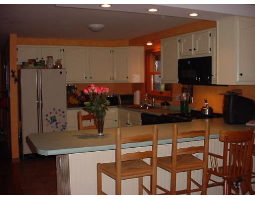 57 Wheeler Road Bolton, MA 01740 - Photo 8 of 12 Gallery Image 8