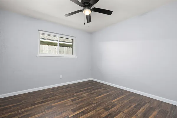 $2,000 | 7314 Robin Street, Texas City, TX 77591