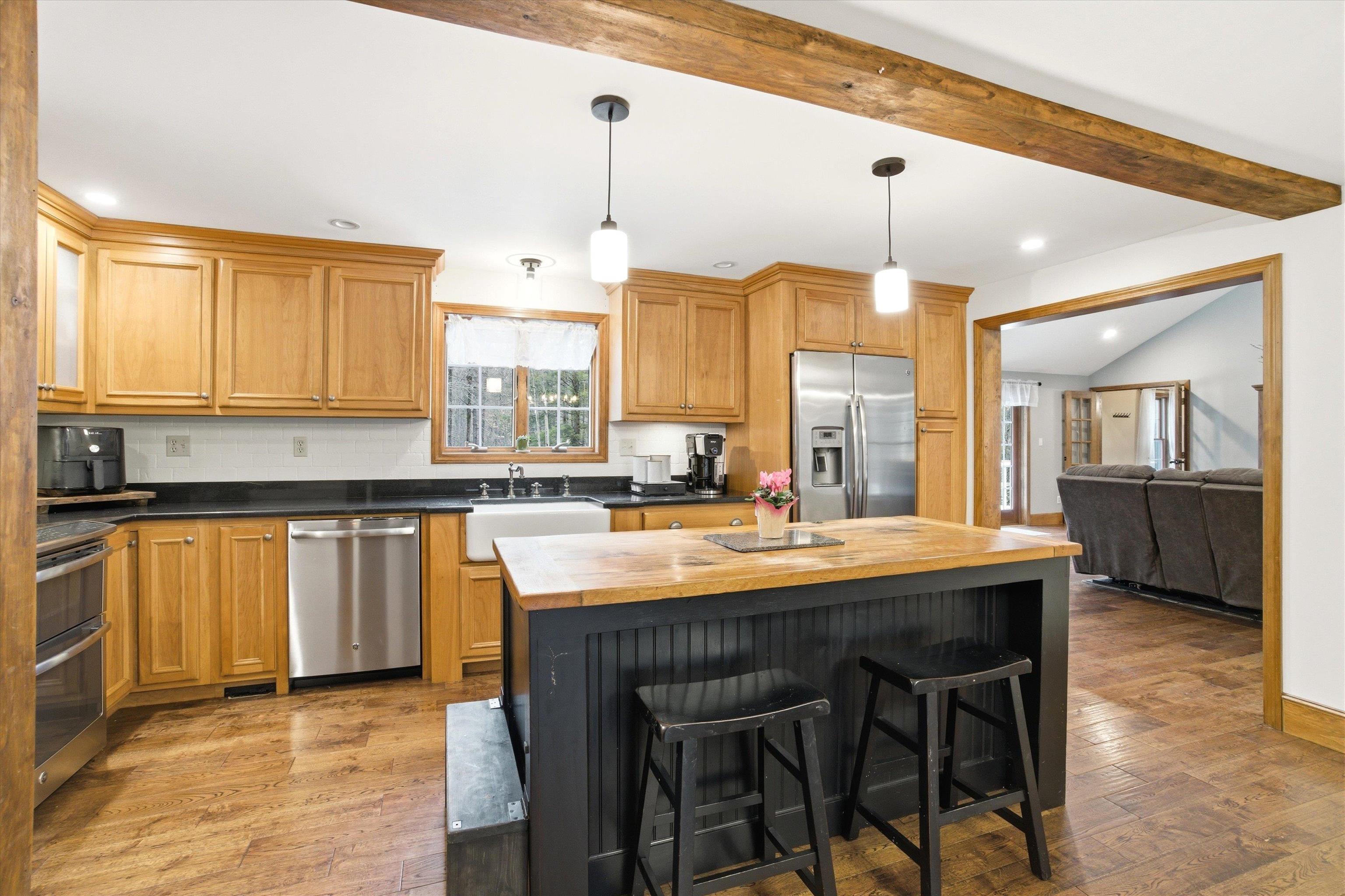 302 Forest Road Lyndeborough, NH 03082 - Photo 13 of 61