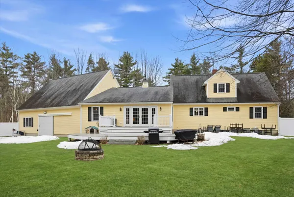 $799,900 | 302 Forest Road, Lyndeborough, NH 03082