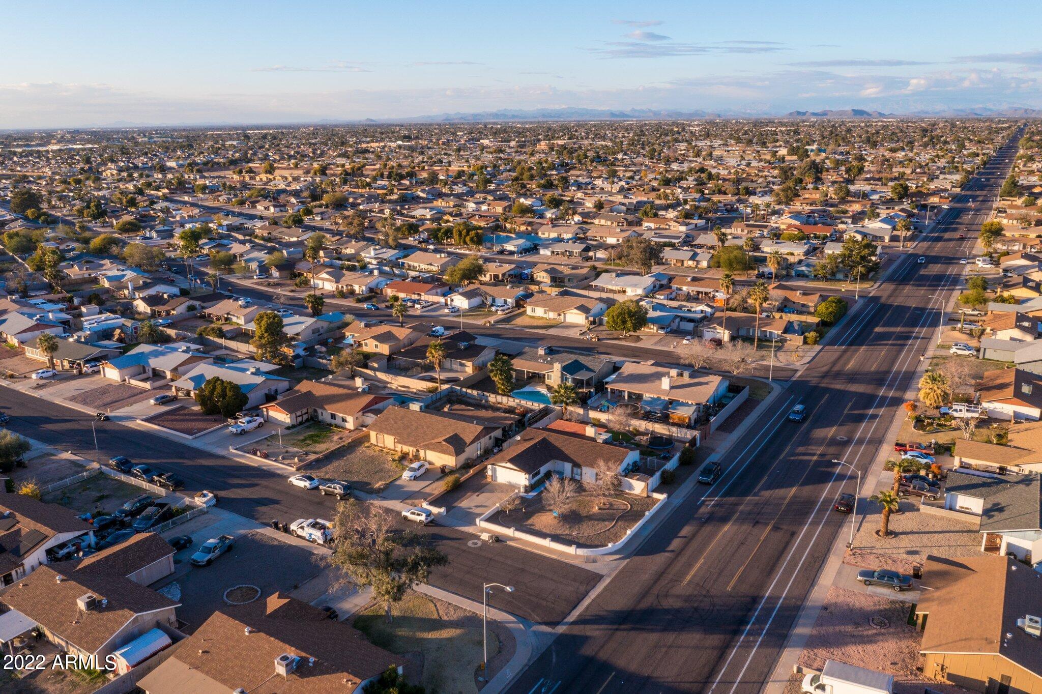 7102 West Hatcher Road Peoria, AZ 85345 - Photo 28 of 60 48-web-or-mls-DJI_0317