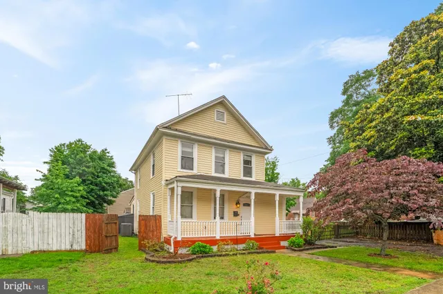 $524,900 | 4515 39th Place, North Brentwood, MD 20722