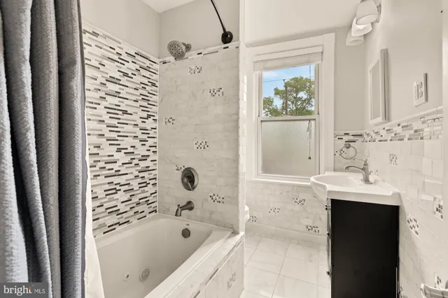 $524,900 | 4515 39th Place, North Brentwood, MD 20722