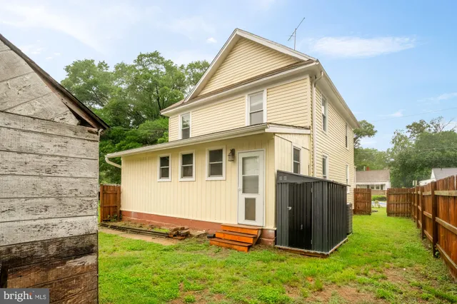 $524,900 | 4515 39th Place, North Brentwood, MD 20722