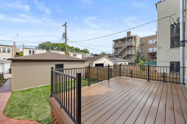 $7,000 | 4437 North Whipple Street, Chicago, IL 60625