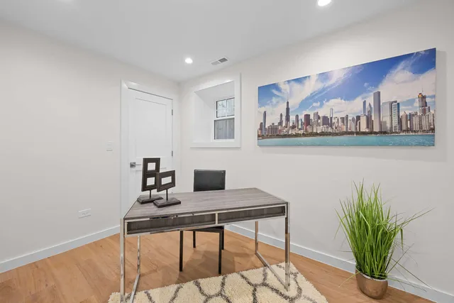 $7,000 | 4437 North Whipple Street, Chicago, IL 60625