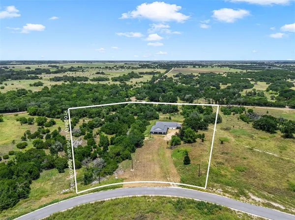 $399,900 | 365 Grand Canyon Drive, Oglesby, TX 76561