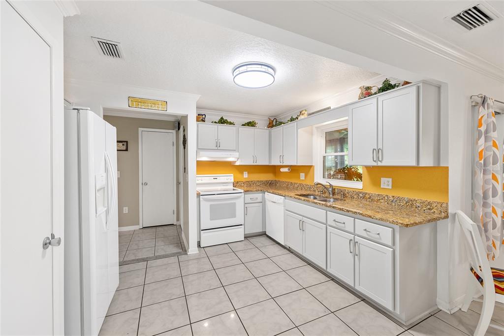 8900 Southwest 97th Lane Road, Unit H Ocala, FL 34481 - Photo 27 of 44