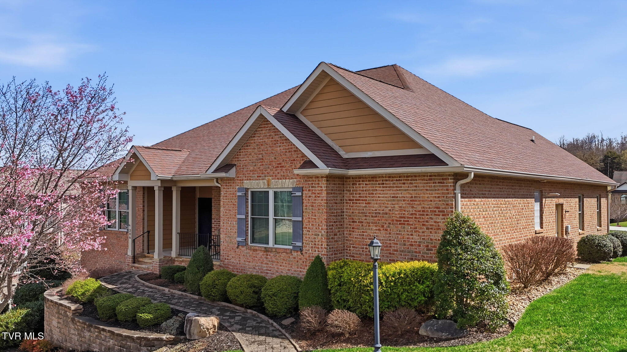 306 Harbor Approach Johnson City, TN 37601 - Photo 4 of 50 34-web-or-mls-306 Harbour Approach-4