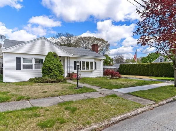 $410,000 | 259 Jarry Street, New Bedford, MA 02745
