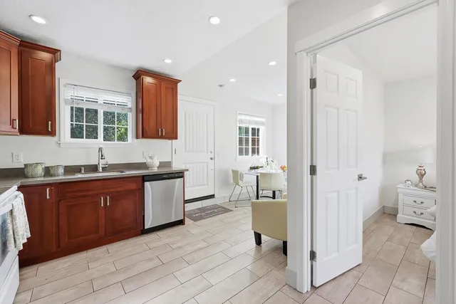 $990,000 | 19790 Stanton Avenue, Castro Valley, CA 94546